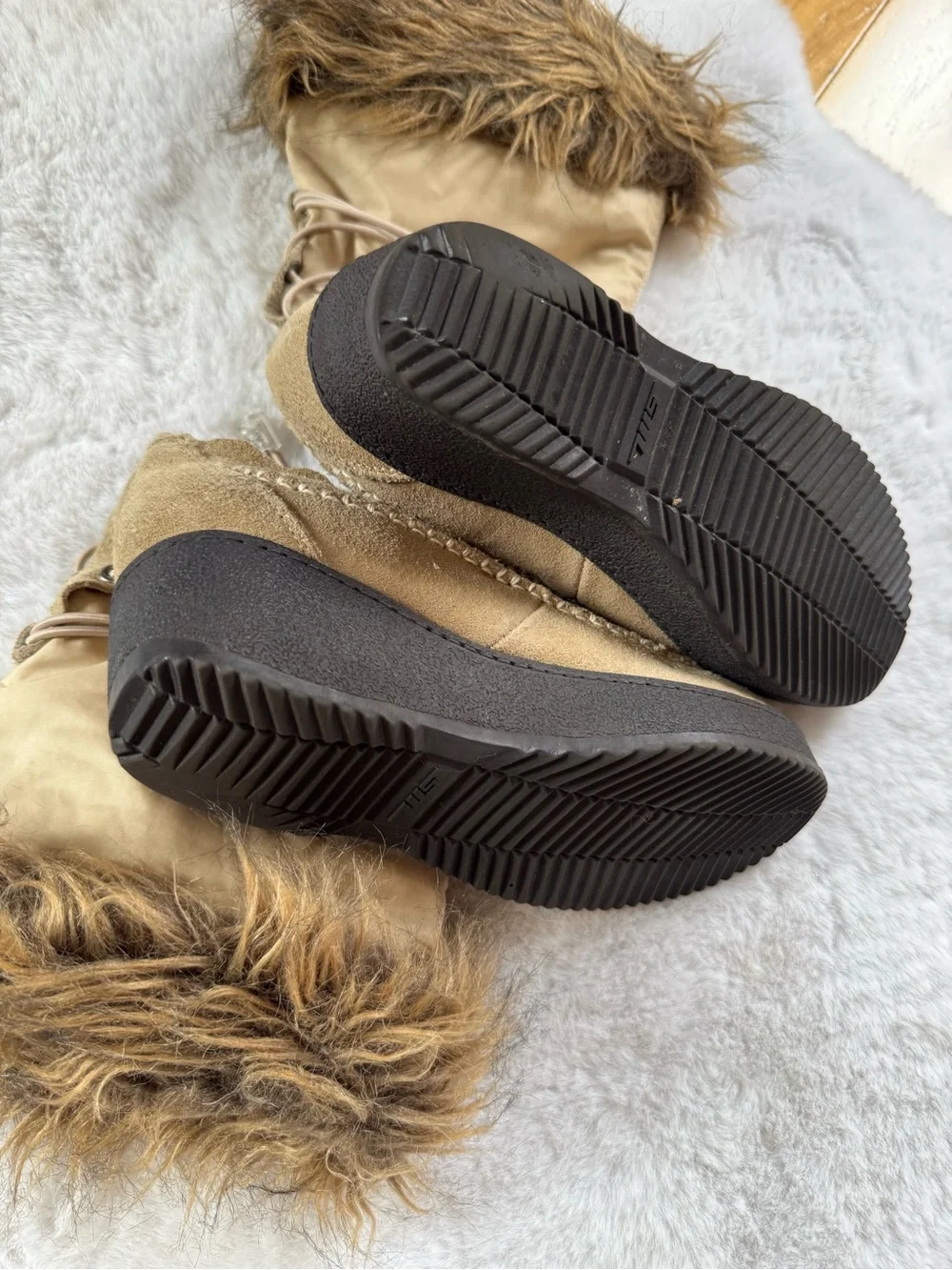 Steve Madden Beige Comfortable Faux Fur Tall Winter Boots